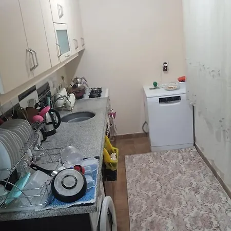 Kpz Flats - Cheap Staying Sleeping Place Апартаменты