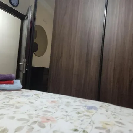 Kpz Flats - Cheap Staying Sleeping Place