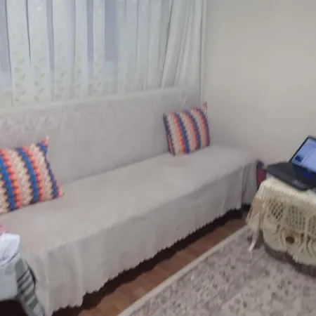 Apartment Kpz Flats - Cheap Staying Sleeping Place