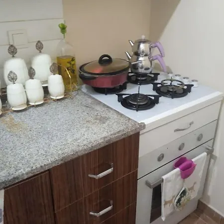 Kpz Flats - Cheap Staying Sleeping Place Apartment